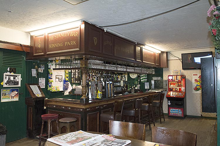 Stanley Bar interior 2016